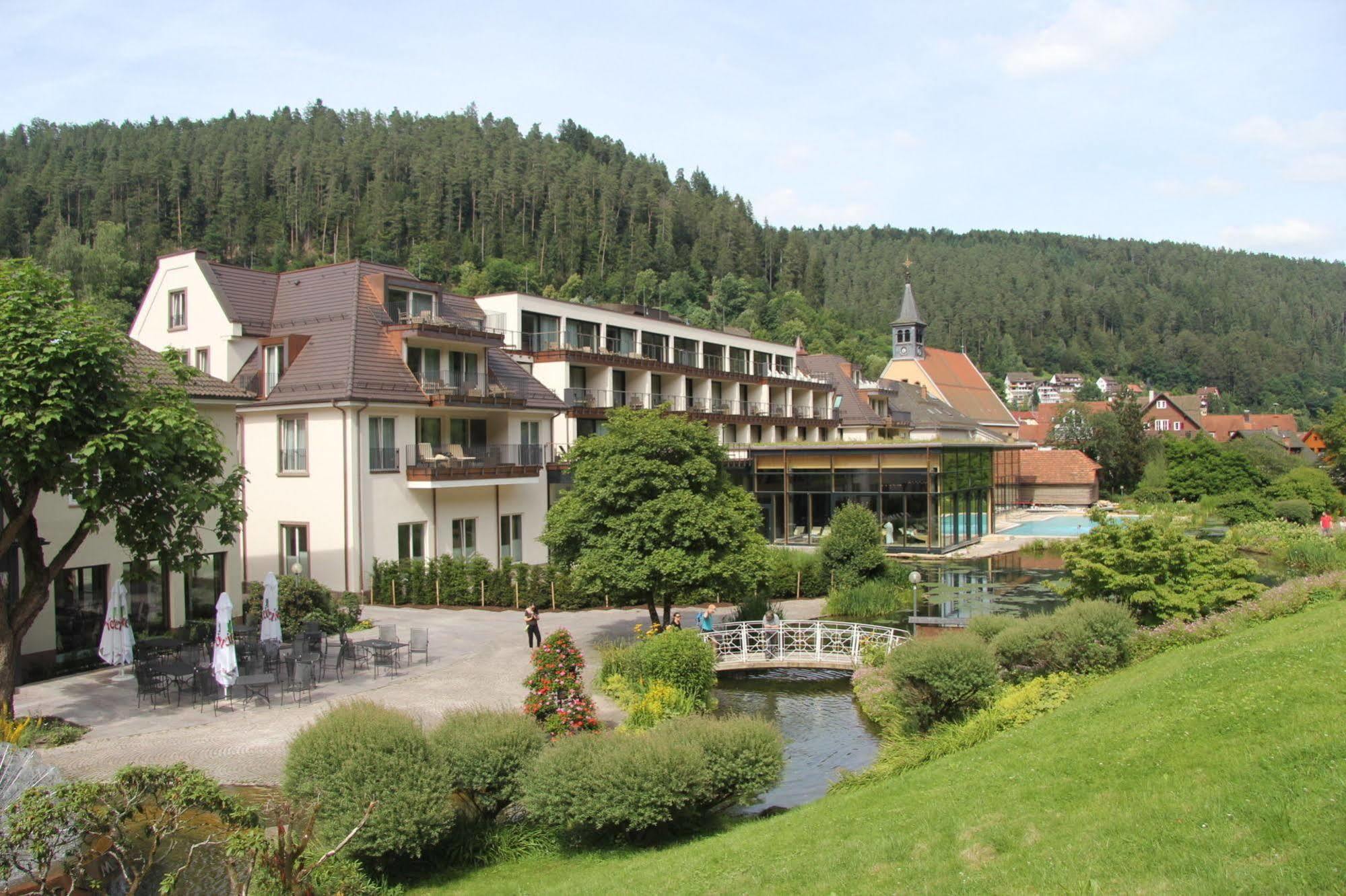Therme 4*
